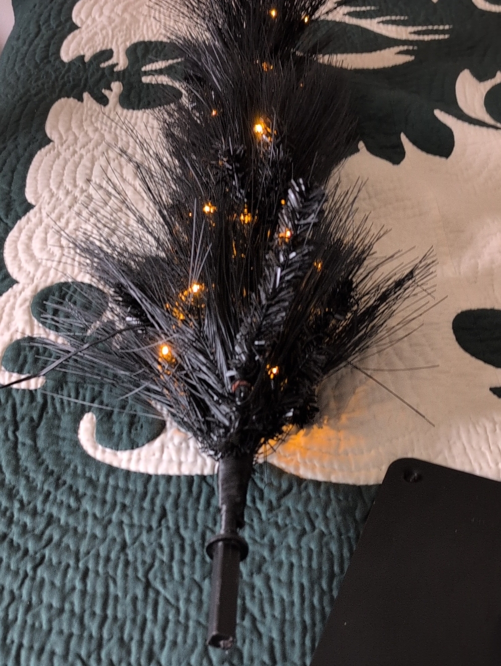 Hyde & Eek! Erie Black ๐โโฌ Tree ๐ (5ft) - Picture 5 of 8